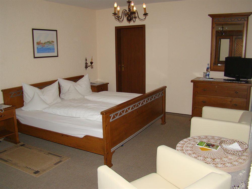 באד פטרסטאל-גריסבאך Hotel Hirsch מראה חיצוני תמונה