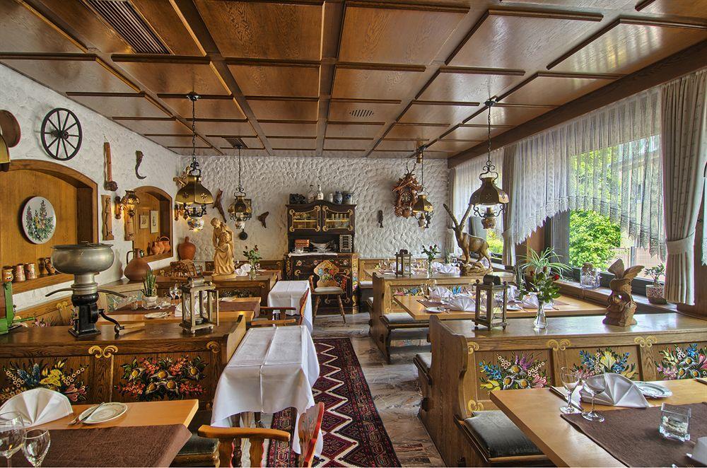 באד פטרסטאל-גריסבאך Hotel Hirsch מראה חיצוני תמונה